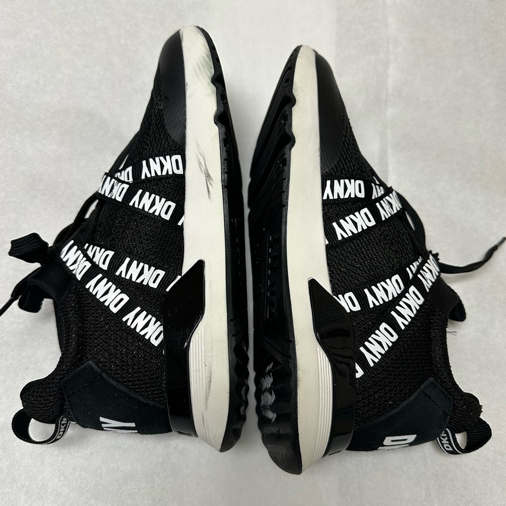 DKNY
Nash low-top lace-up sneakers🍁 - Picture 8 of 11
